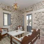 Center Houses Apartment