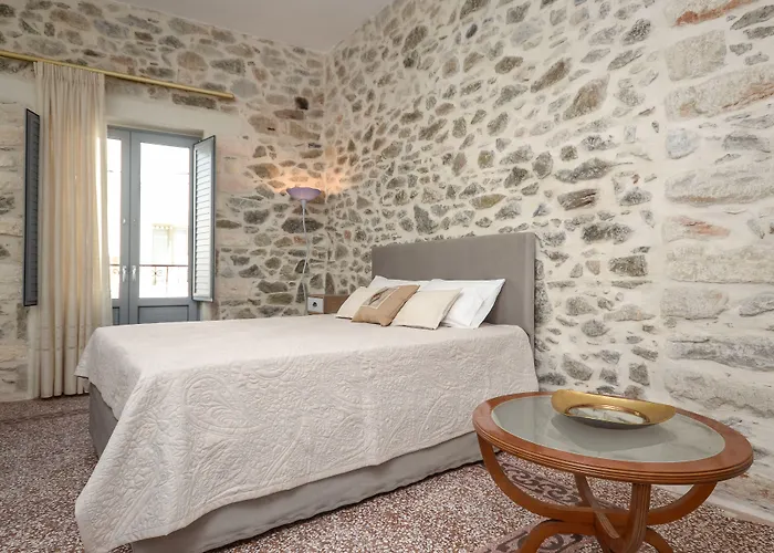 Center Houses * Naxos City