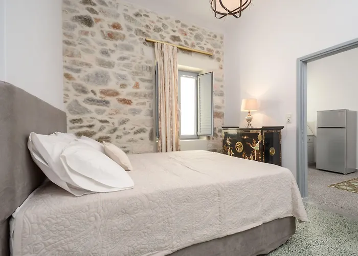 Center Houses Apartment