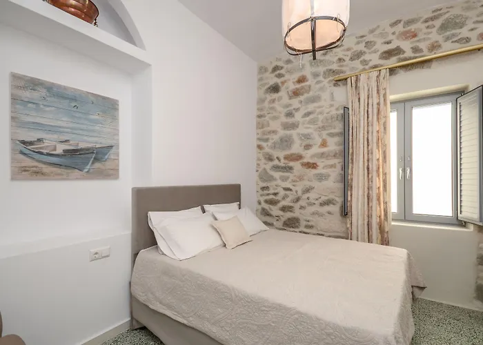 Apartment Center Houses *