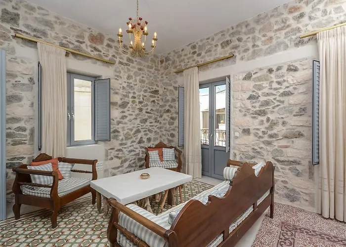 Center Houses Apartment