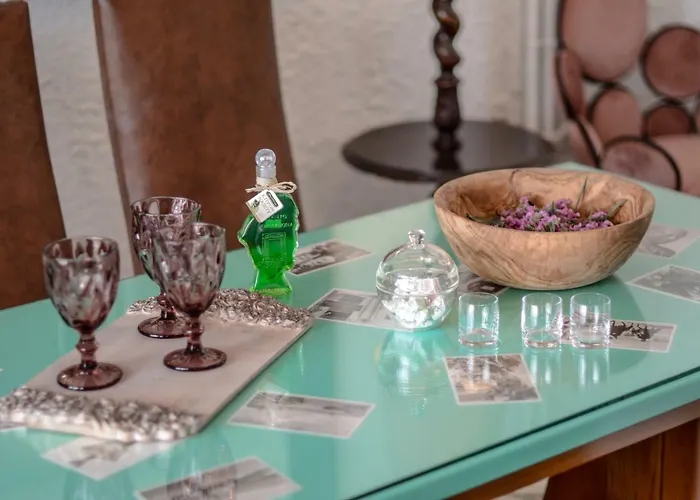 Center Houses Apartment