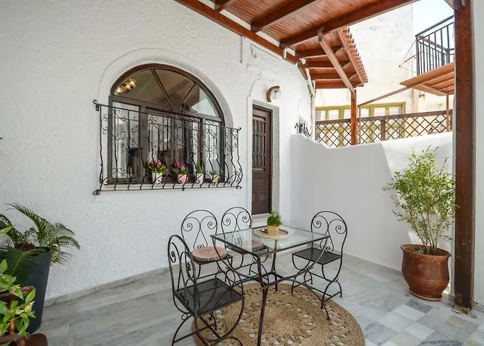 Apartment Center Houses *