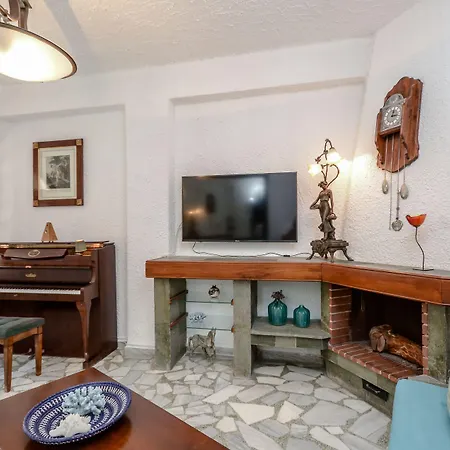 Naxos Center Apartamento