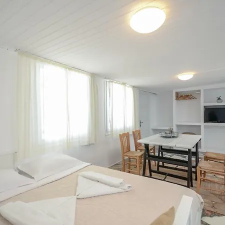 Naxos Center Apartamento